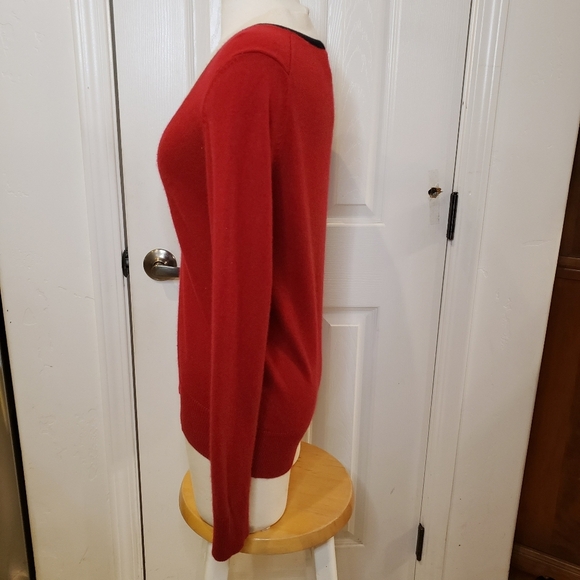 Veronica Beard Barret Cashmere Sweater size Medium - Picture 3 of 7